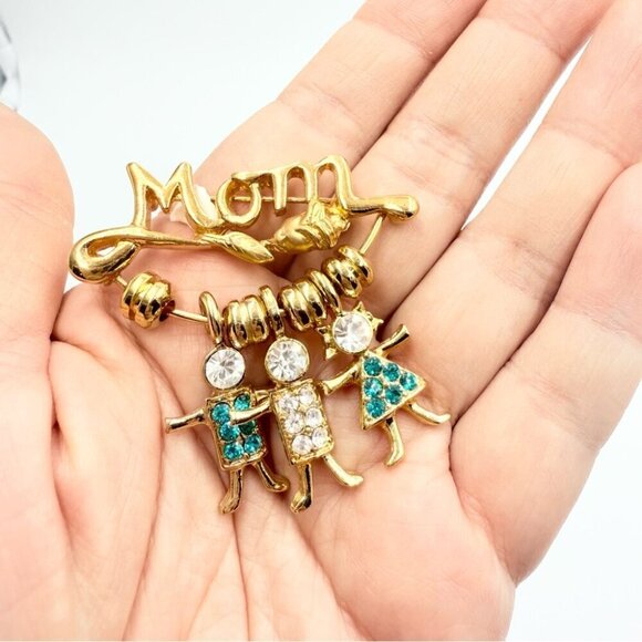 Vintage Grandma Teacher Mom Noel Dangle Brooches Lot KIS - Picture 6 of 10